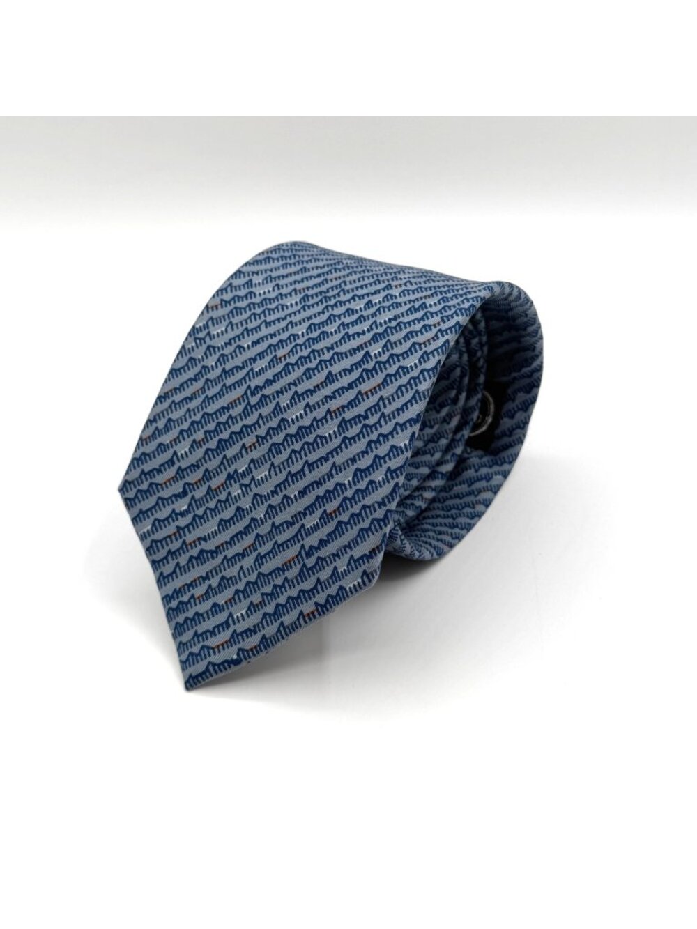 Geoffrey Beene Made in Italy Blue Geometric Print 100% Silk Tie 57" x 3.5"